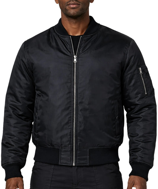 Bomberjack Clique aan foto model