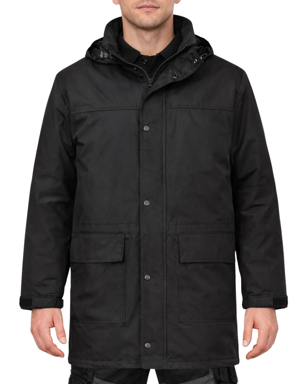 Portwest parka jas met fleece voering Oban zwart S523 aan model