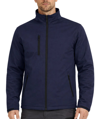 Softshell jas Clique gevoerd aan model voorkant