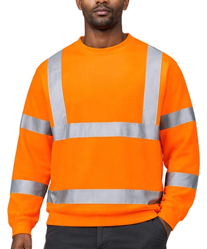 Portwest High-Visibility Sweater oranje B303 aan model